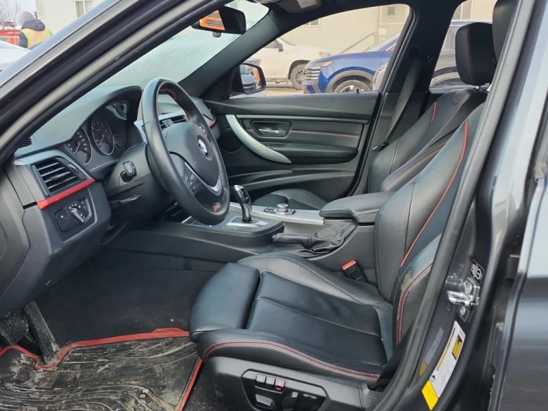 BMW 328 * АВТО КРЕДИТ* ЦЕНА ДО БГ * Сервизна история * , снимка 5 - Автомобили и джипове - 52949704