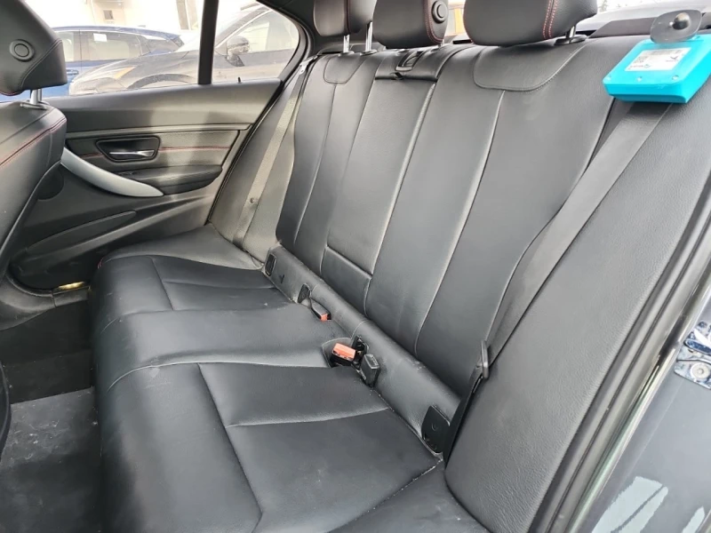 BMW 328 * АВТО КРЕДИТ* ЦЕНА ДО БГ * Сервизна история * , снимка 9 - Автомобили и джипове - 52949704