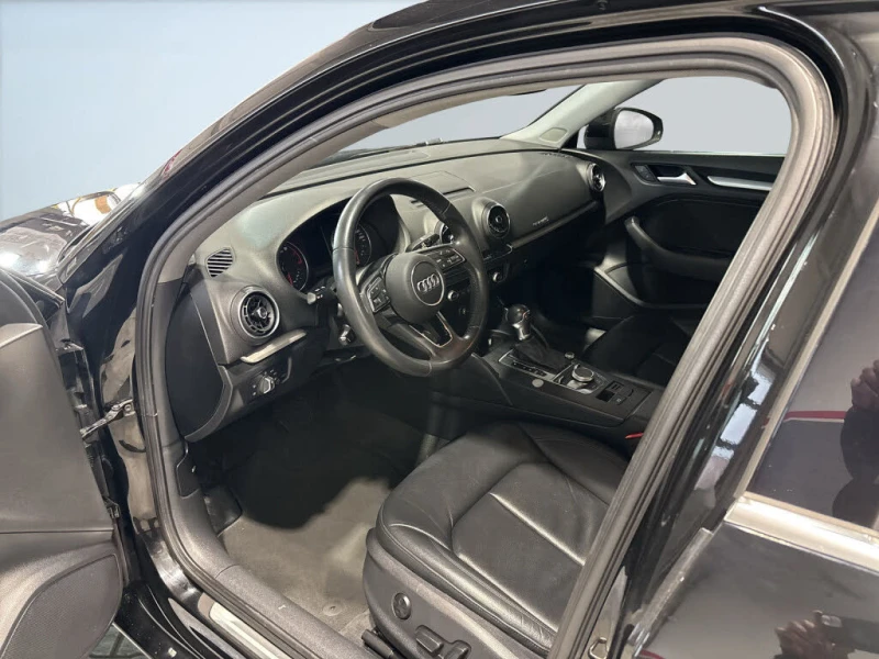 Audi A3 45 TFSI* Komfort* АвтоКредит* (ЦЕНА ДО БГ), снимка 6 - Автомобили и джипове - 53066790