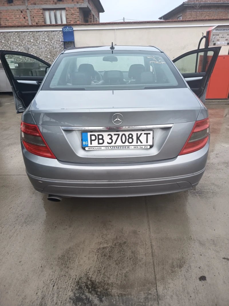 Mercedes-Benz 220, снимка 8 - Автомобили и джипове - 53282171