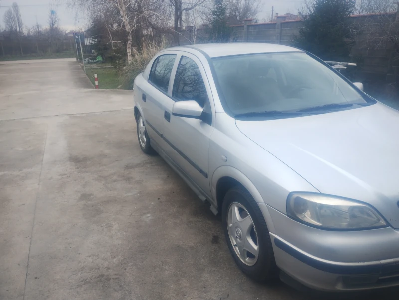 Opel Astra 2.0 дизел, снимка 2 - Автомобили и джипове - 53562014