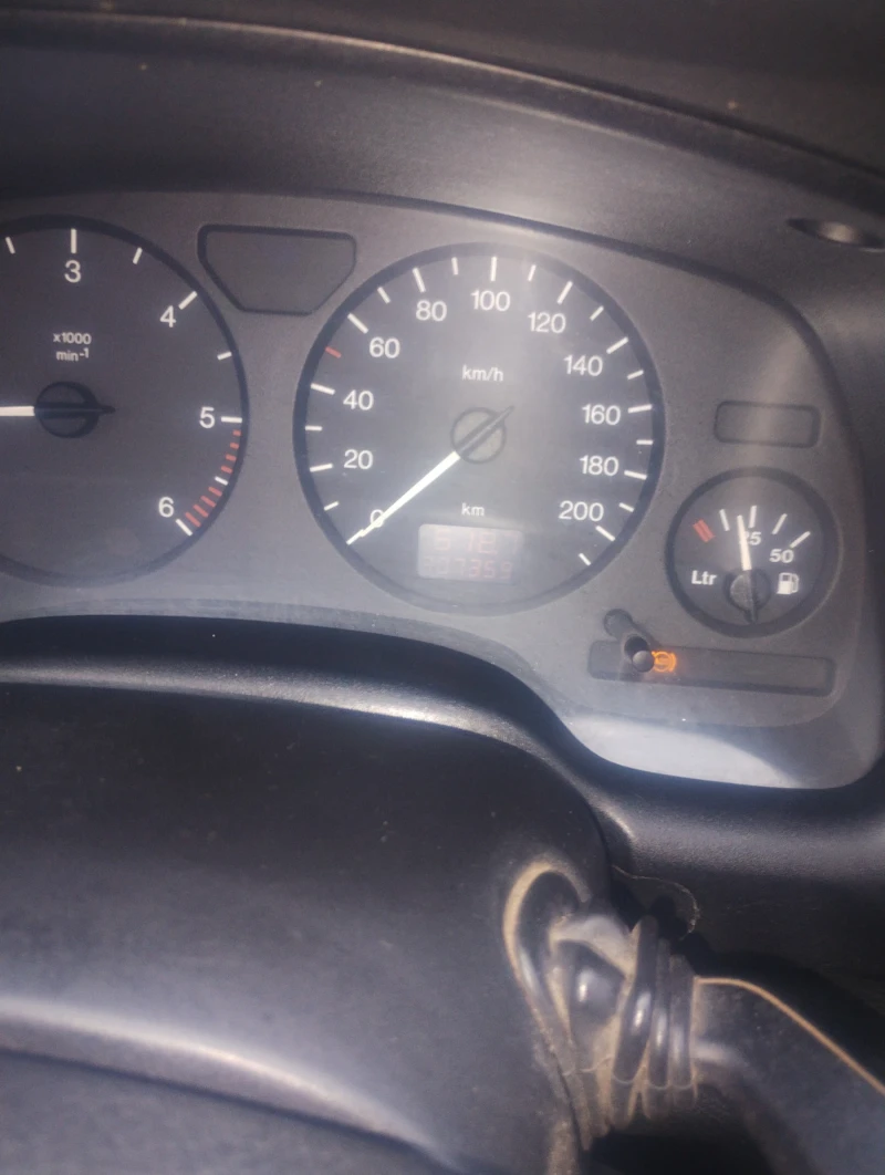 Opel Astra 2.0 дизел, снимка 10 - Автомобили и джипове - 53562014