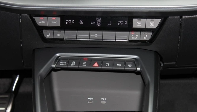 Audi Rs3 Sportback = Black Optic = Гаранция, снимка 11 - Автомобили и джипове - 53354773