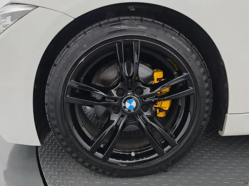 BMW 328 I M Sports, снимка 5 - Автомобили и джипове - 56161916