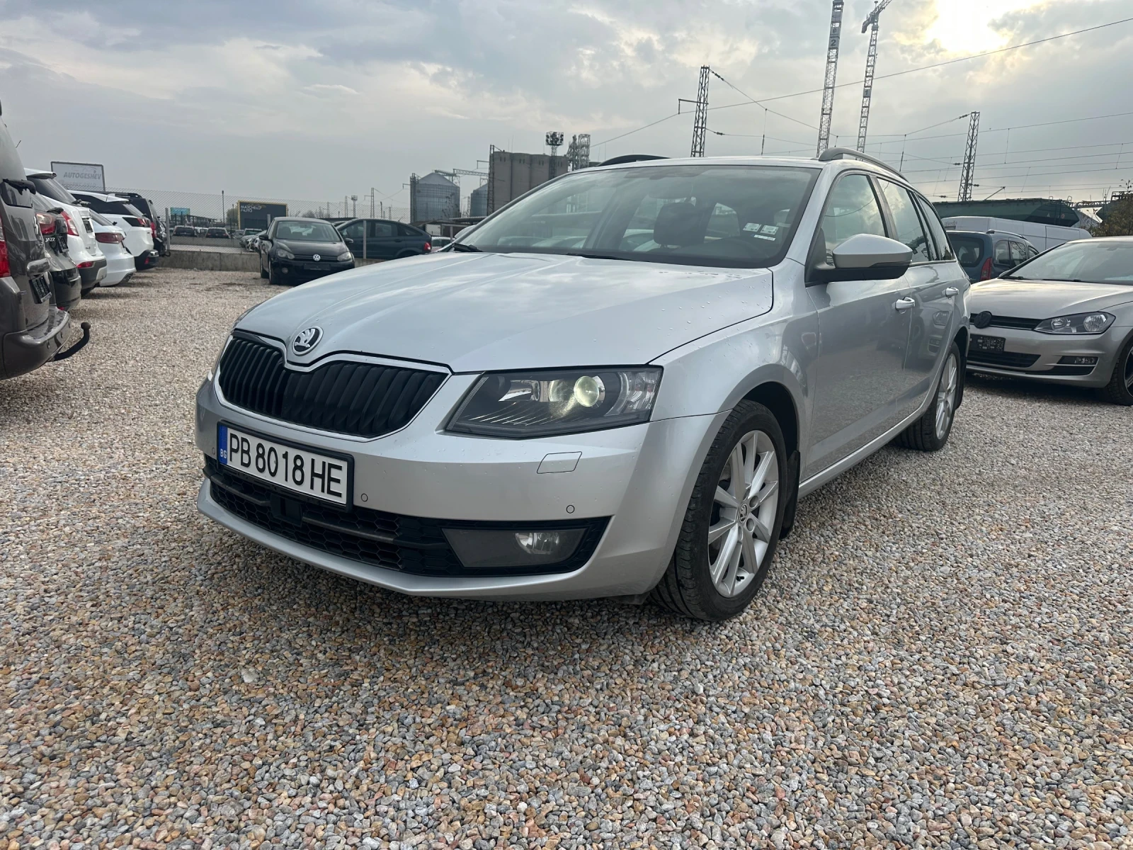 Skoda Octavia 1.6 TDI, снимка 1