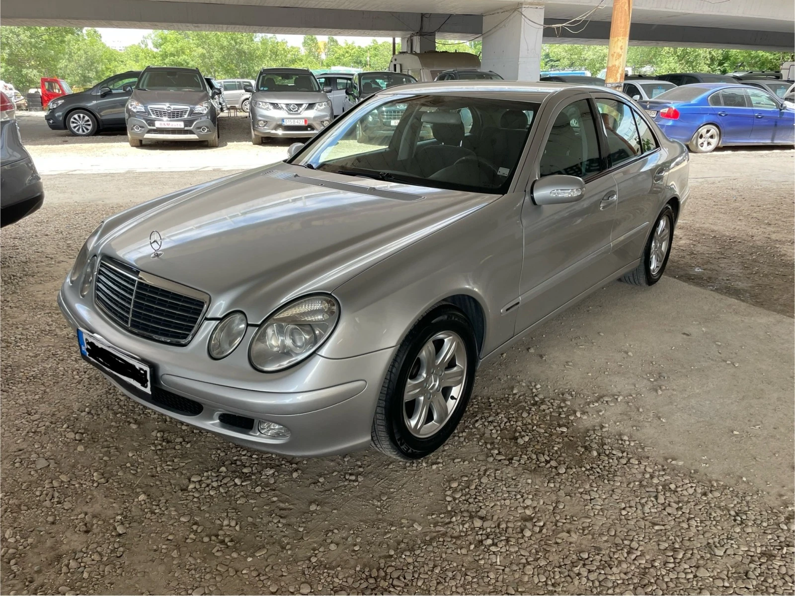 Mercedes-Benz E 220 2.2CDI-6-СКОРОСТИ-УНИКАЛНА - изображение 3