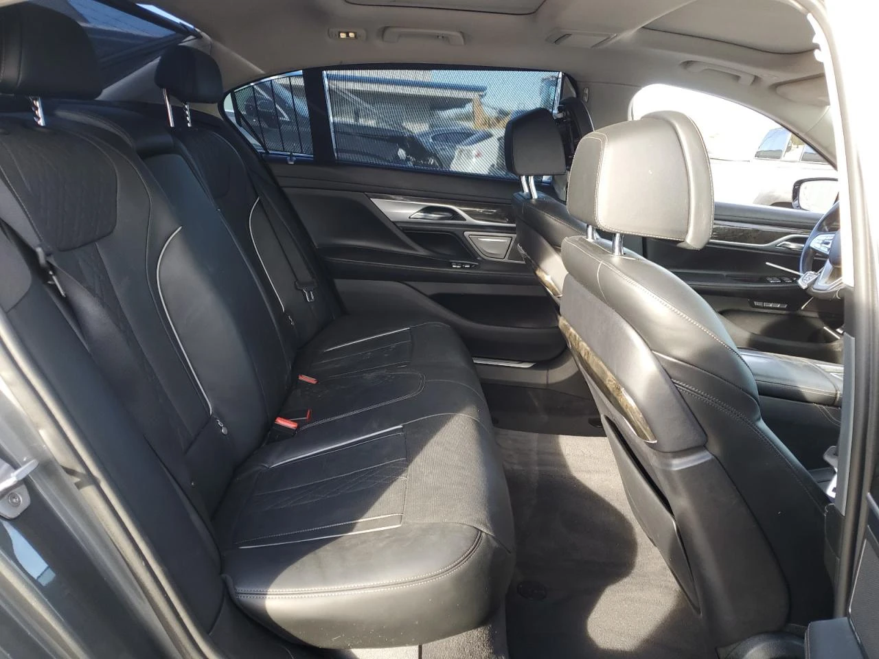 BMW 740 ДИГИТАЛНО* ТАБЛО* ПОДГРЕВ* ОБДУХВАНЕ* МАСАЖ* ДИСТР - изображение 10