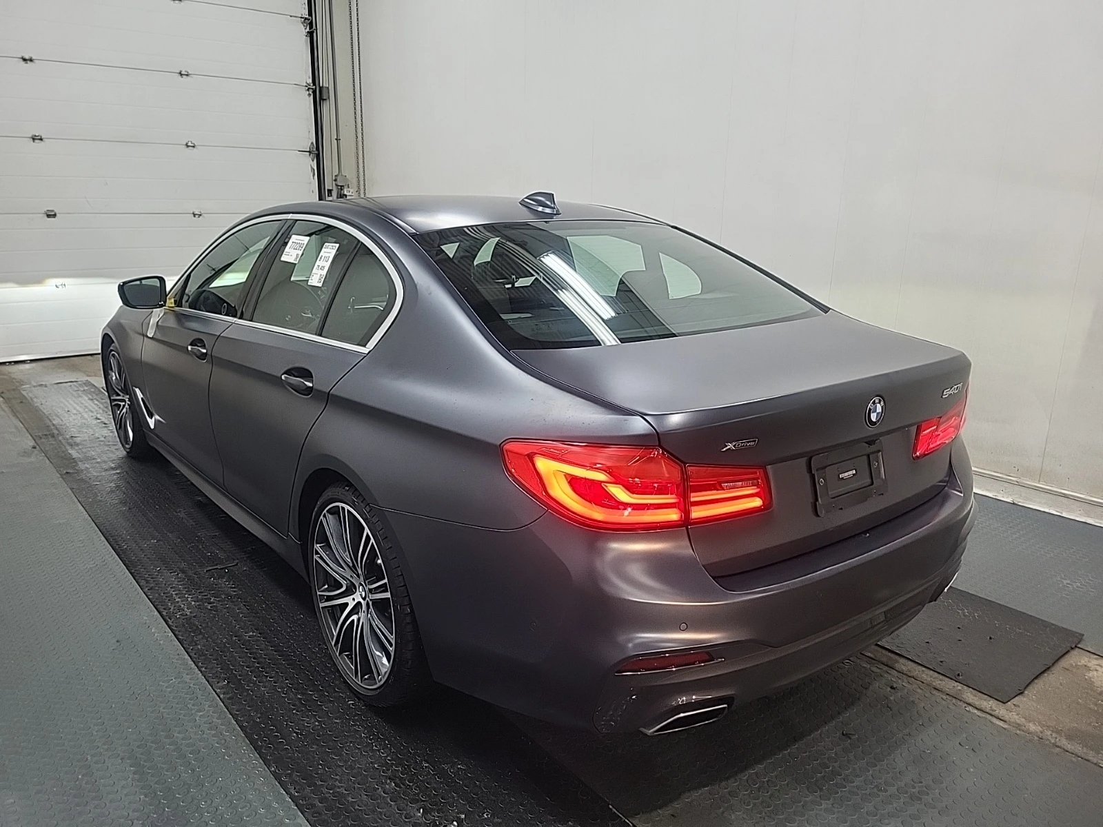 BMW 540 I xDrive M-Pack Обдух* Harman* Диг.табло* Head-Up* - изображение 2
