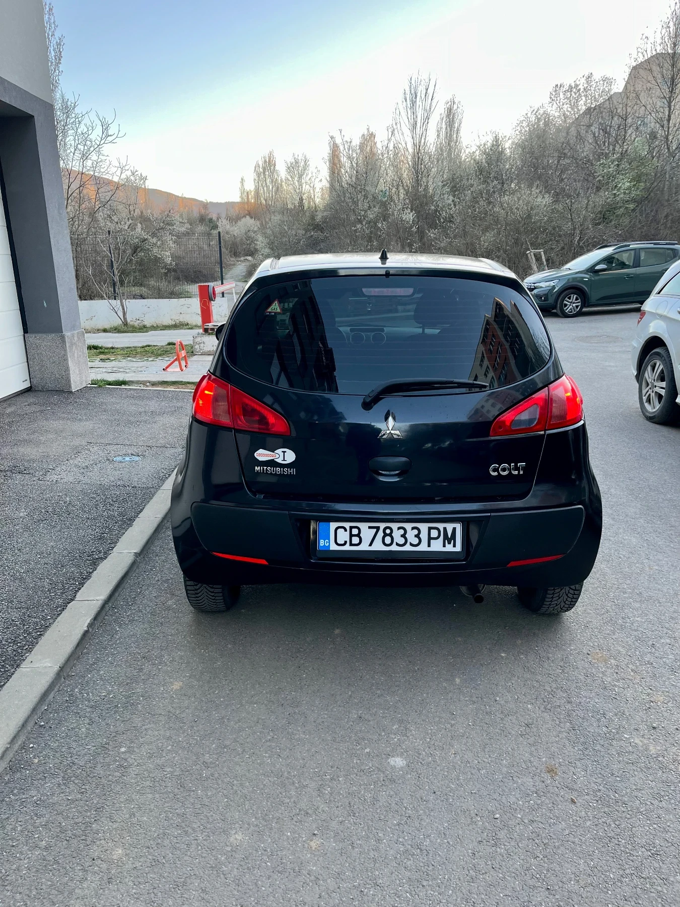 Mitsubishi Colt  - изображение 6