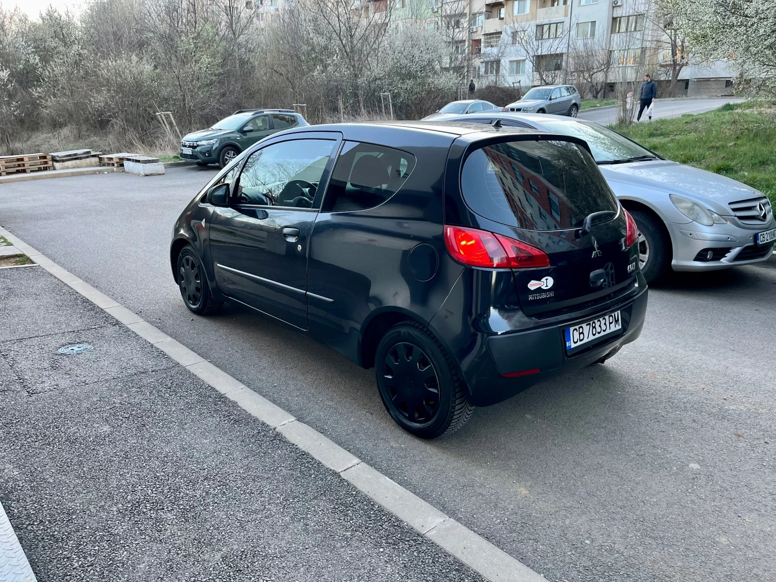 Mitsubishi Colt  - изображение 2