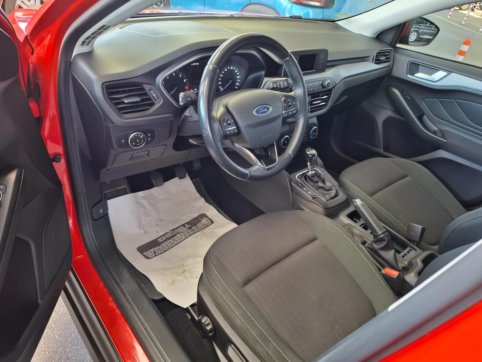 Ford Focus 1.0 EcoBoost Trend EURO6  - изображение 5