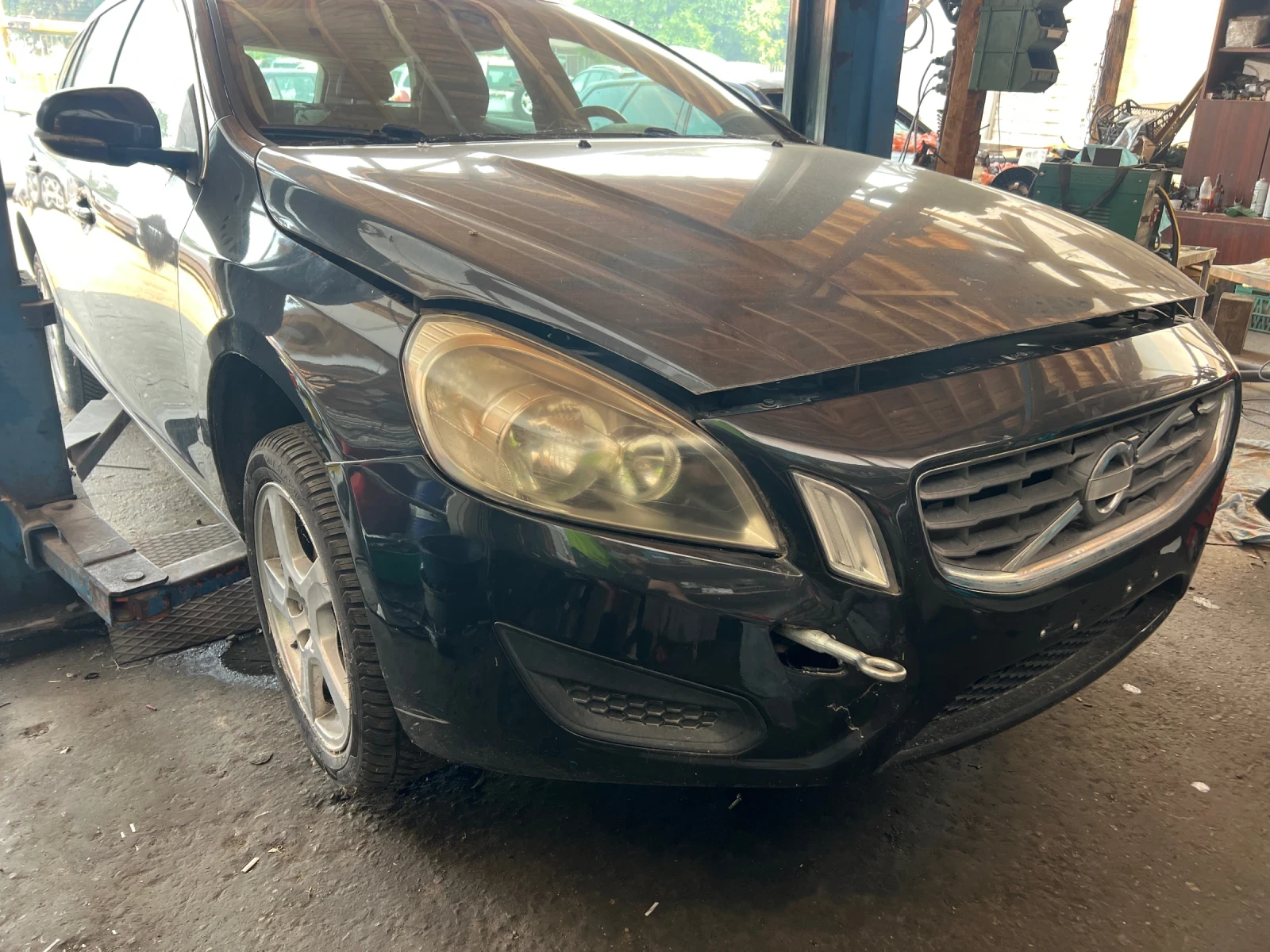 Volvo V60 D3-163к.с  - изображение 3