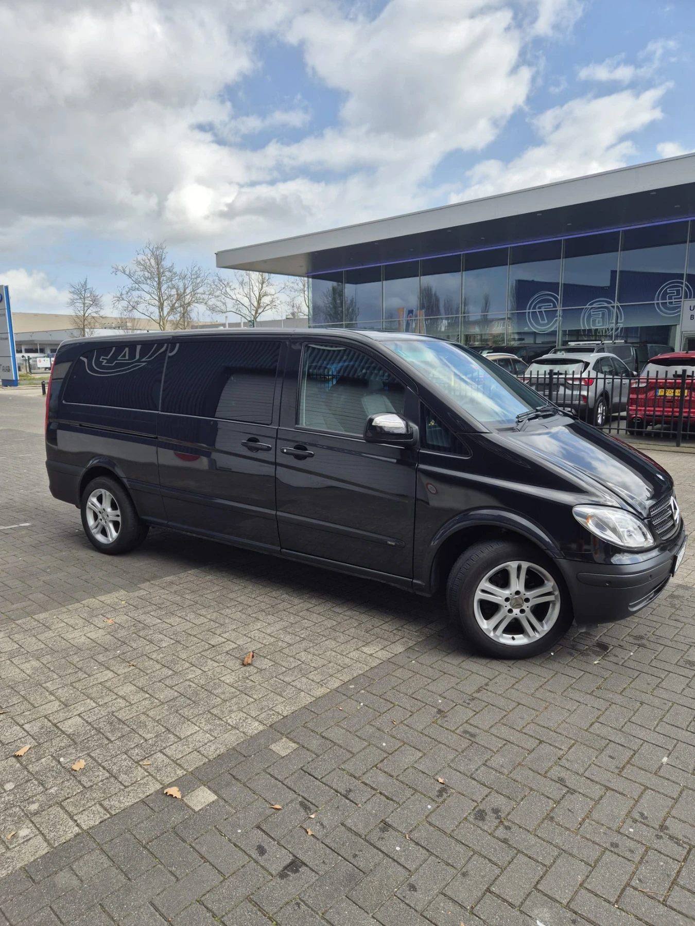 Mercedes-Benz Viano  - изображение 2