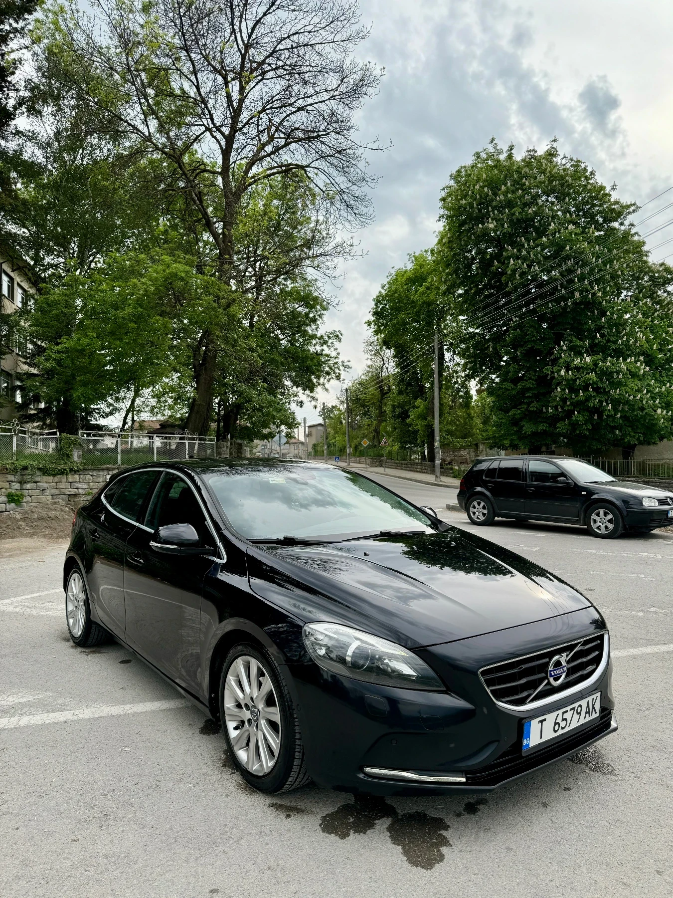 Volvo V40  - изображение 2