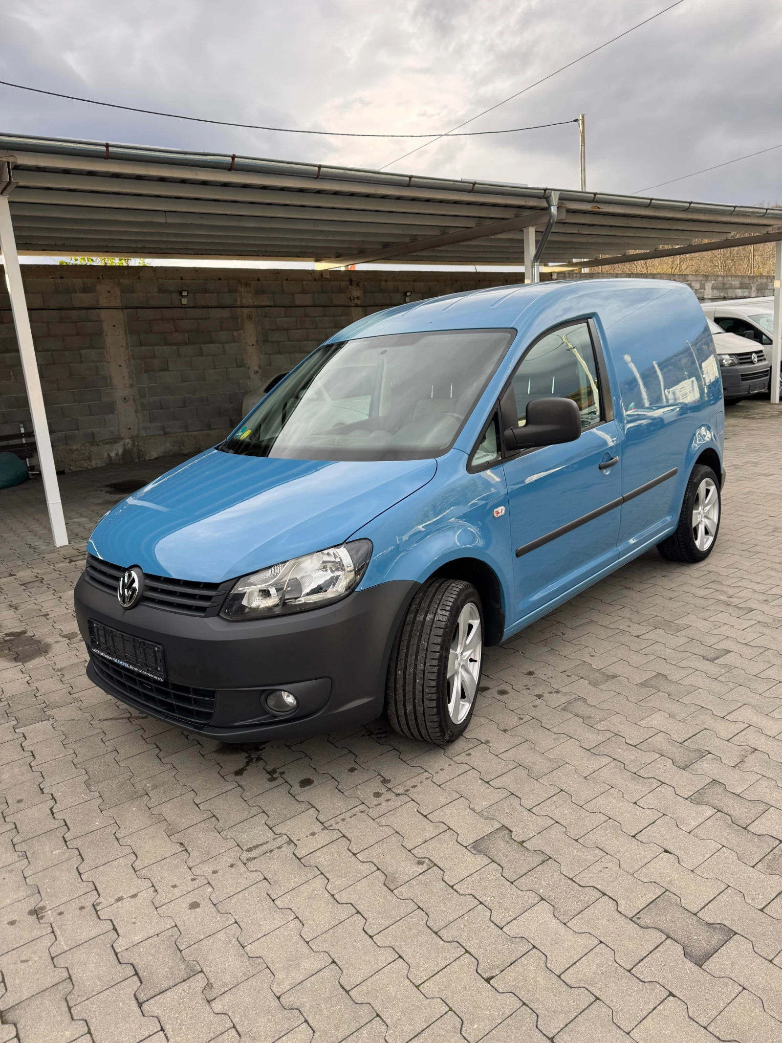 VW Caddy 1.6 TDI ПЕРФЕКТНО - изображение 3