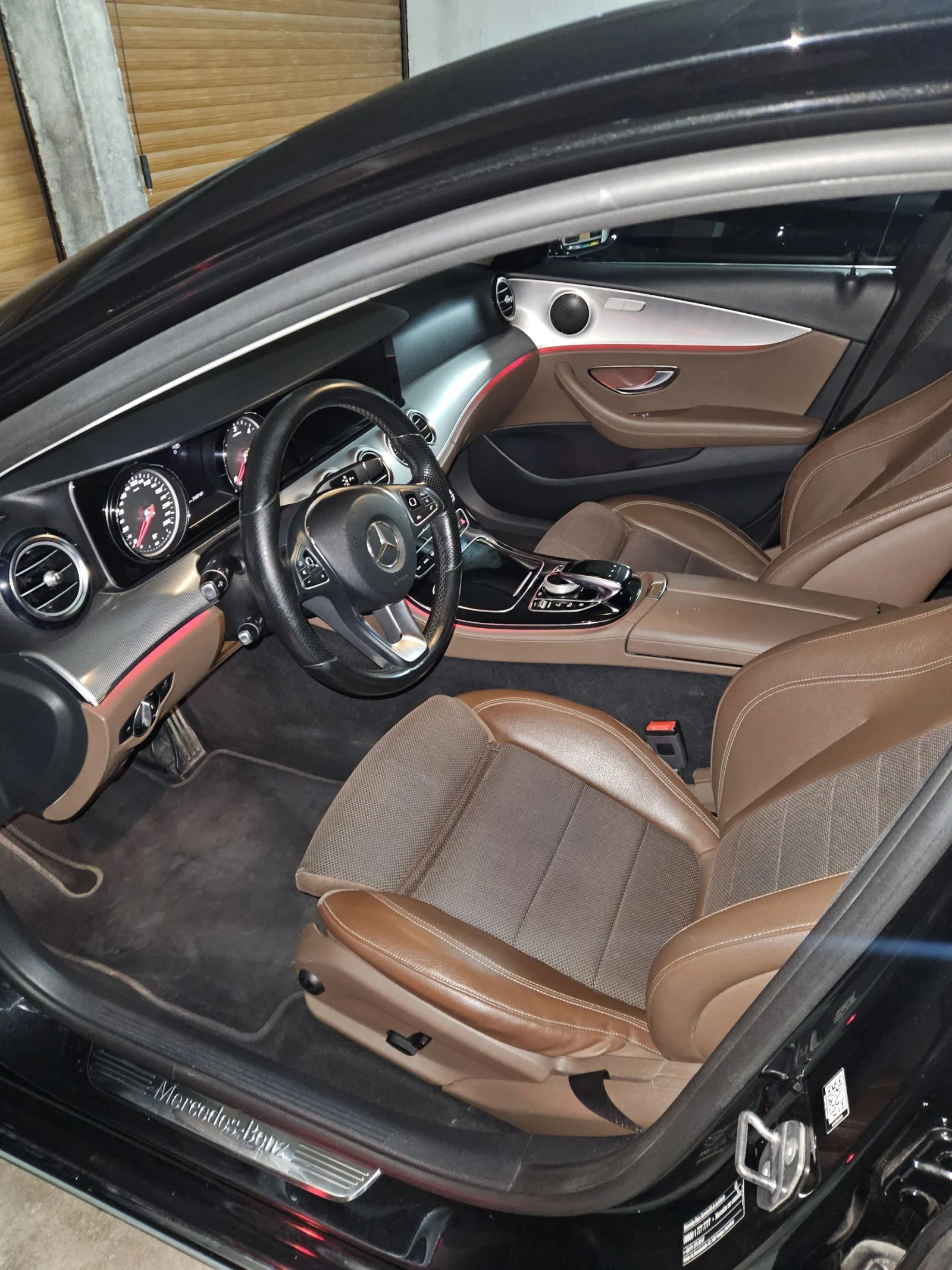 Mercedes-Benz E 220  - изображение 10