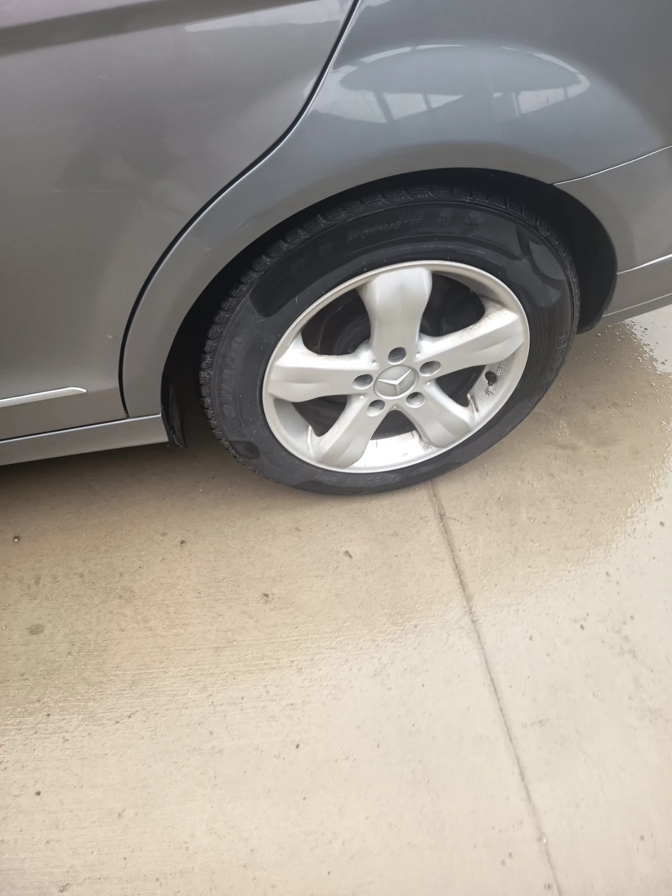 Mercedes-Benz 220  - изображение 2