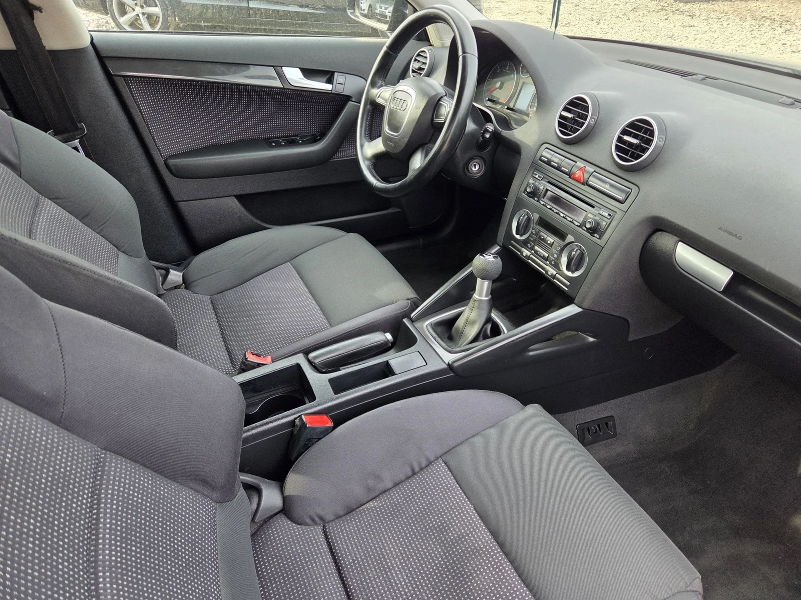 Audi A3 2.0tdi* sportback* , снимка 13 - Автомобили и джипове - 53756352