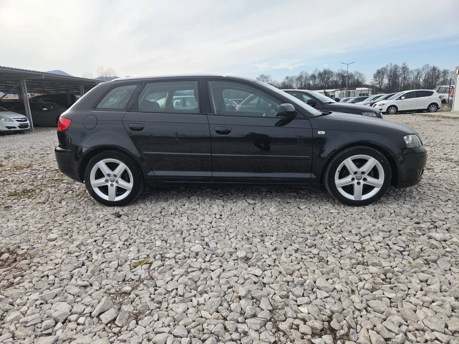 Audi A3 2.0tdi* sportback* , снимка 4 - Автомобили и джипове - 53756352