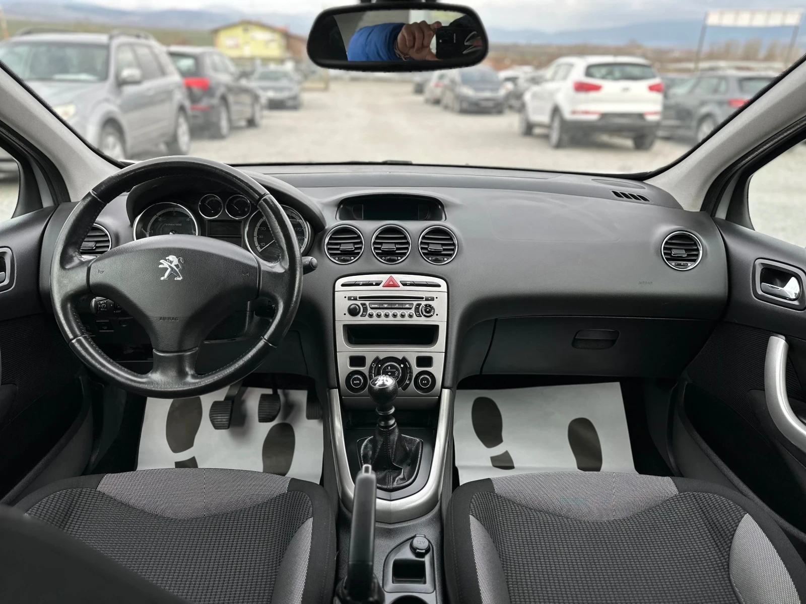 Peugeot 308 1.6HDi-СЕРВИЗНА ИСТОРИЯ-КЛИМАТРОНИК-ТОП, снимка 12 - Автомобили и джипове - 53923298