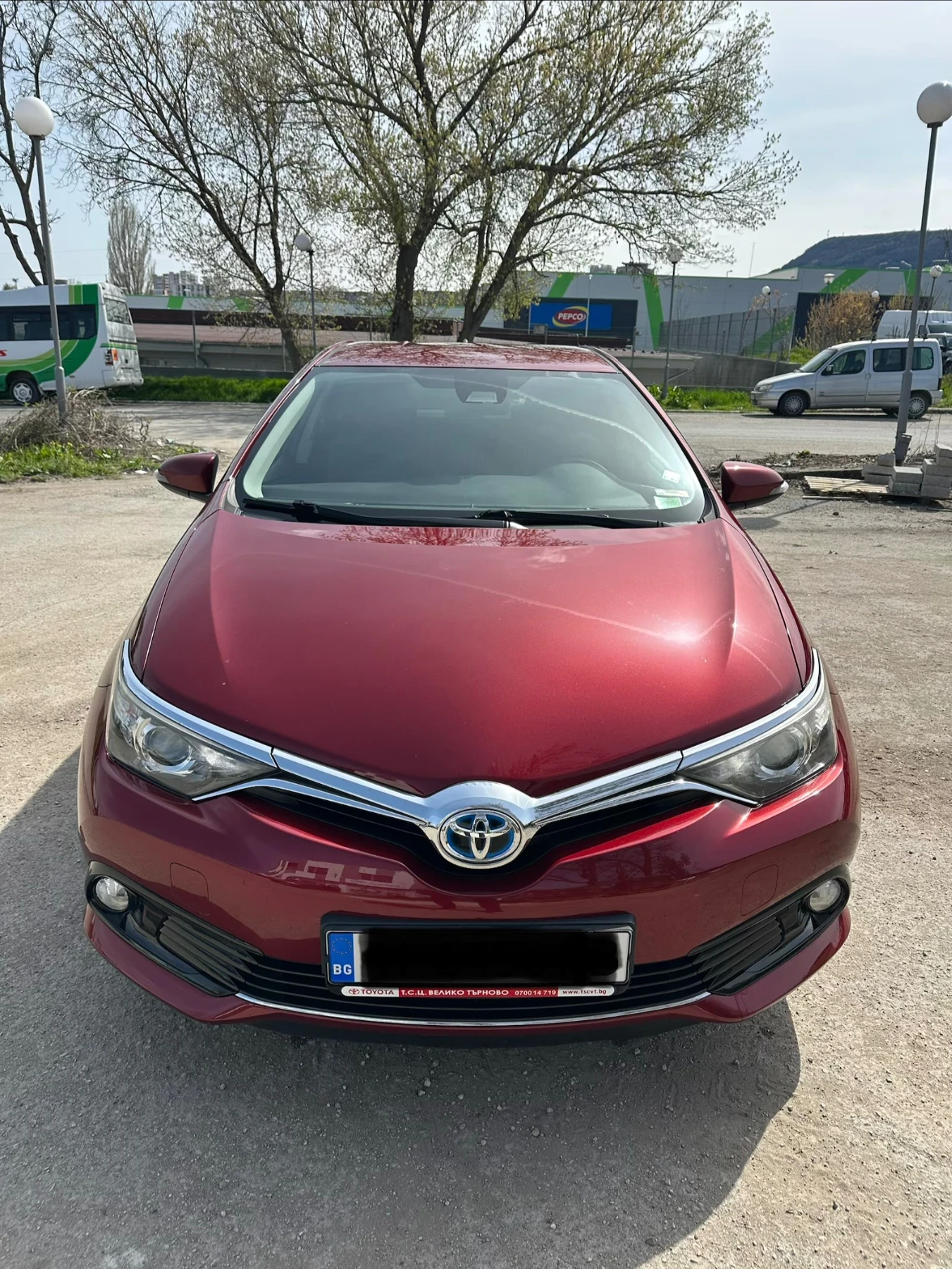 Toyota Auris, снимка 2 - Автомобили и джипове - 54182391