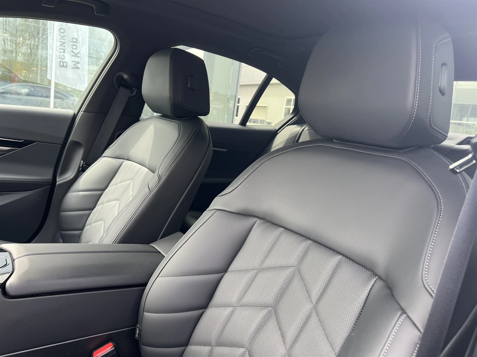 BMW 540 xDrive, снимка 11 - Автомобили и джипове - 54332809