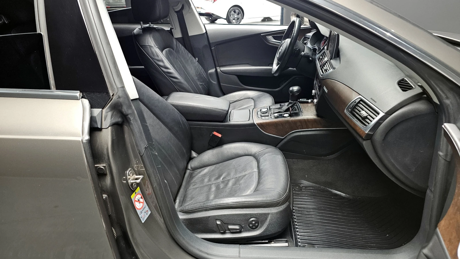 Audi A7 3.0 TFSI Quattro Dynamic, снимка 10 - Автомобили и джипове - 54931500