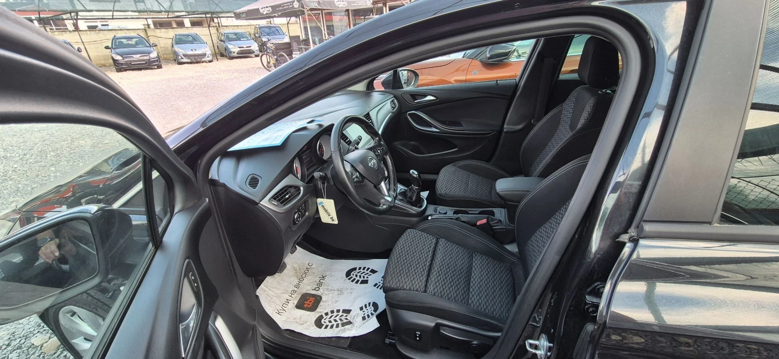 Opel Astra 1.6 NAVI, снимка 11 - Автомобили и джипове - 55024488