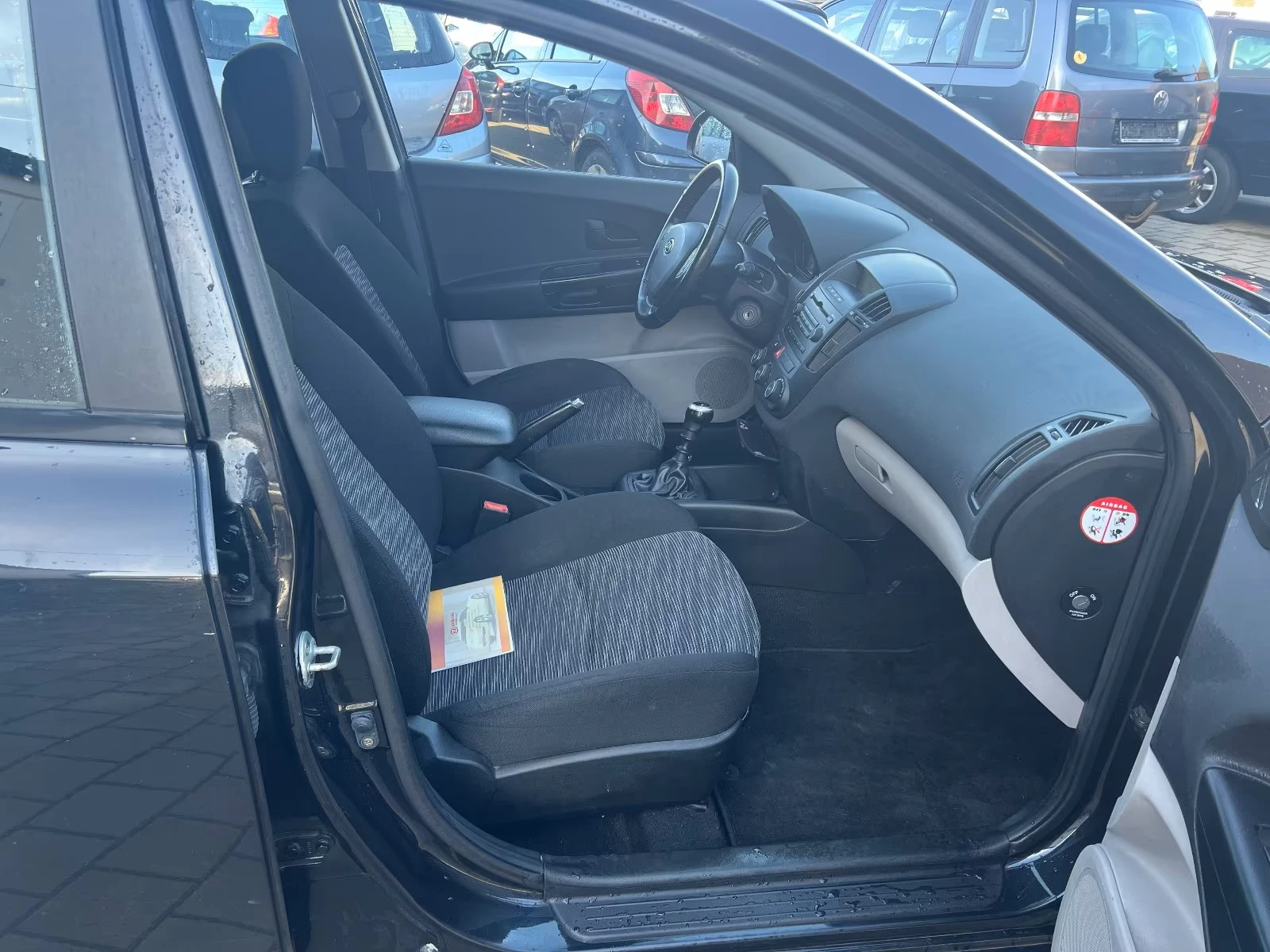 Kia Ceed LX 1.6i 16V 126PS, снимка 9 - Автомобили и джипове - 55629190