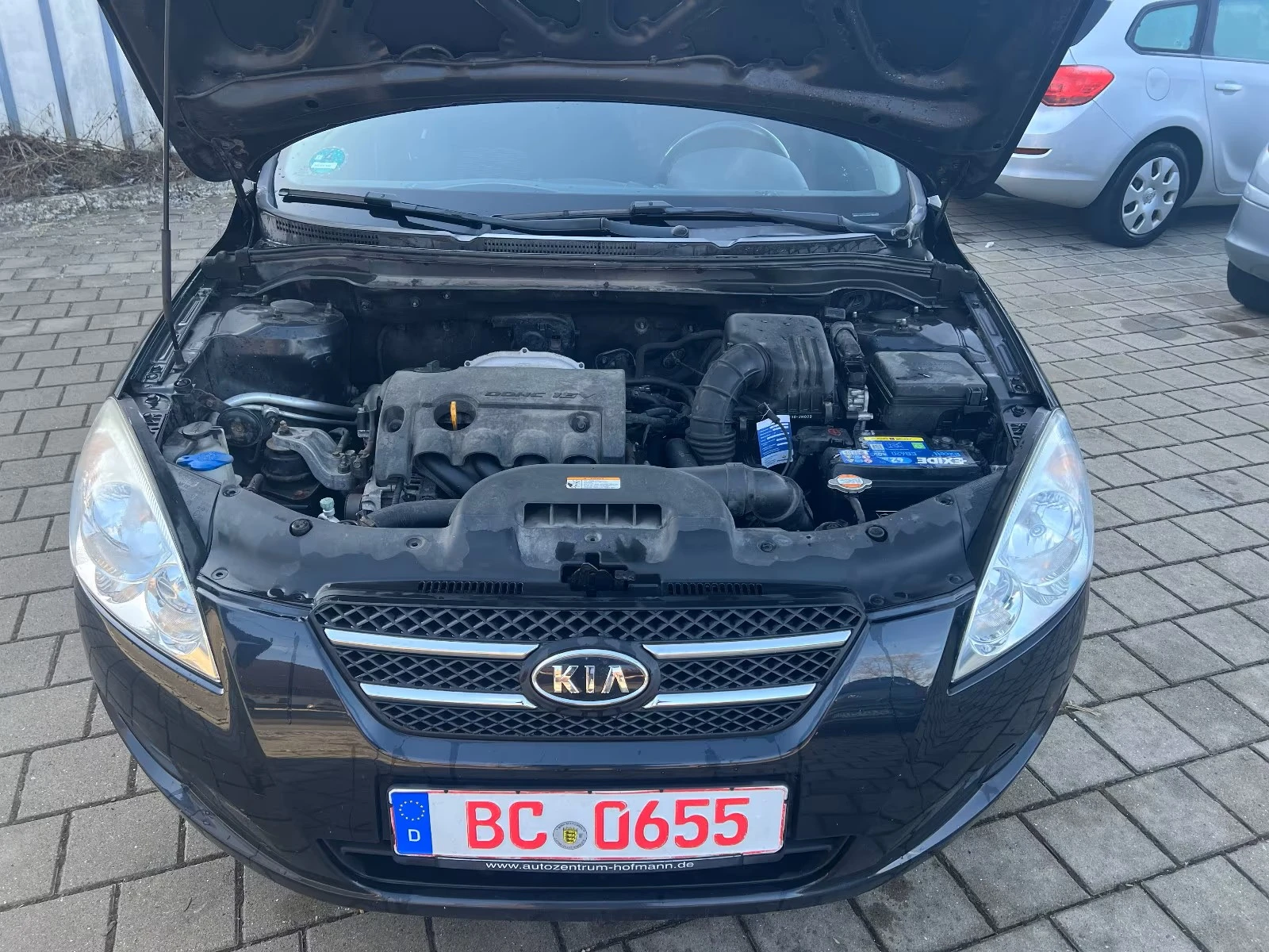 Kia Ceed LX 1.6i 16V 126PS, снимка 15 - Автомобили и джипове - 55629190