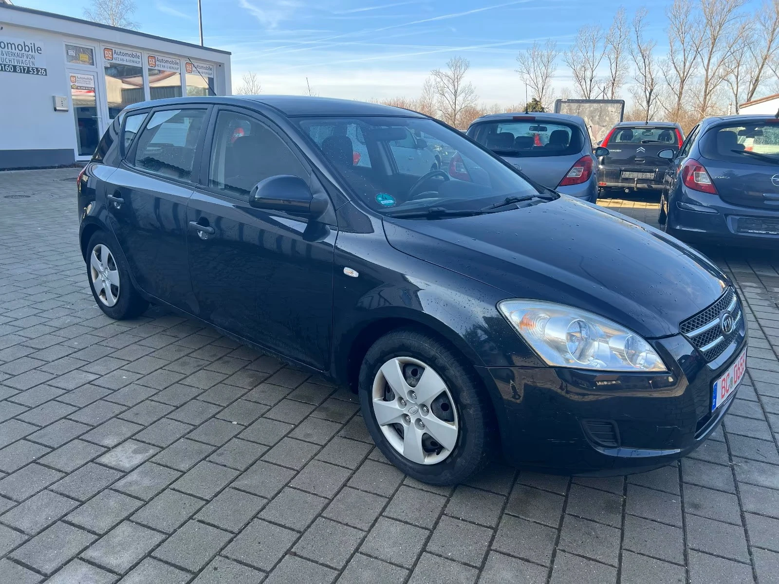 Kia Ceed LX 1.6i 16V 126PS, снимка 3 - Автомобили и джипове - 55629190