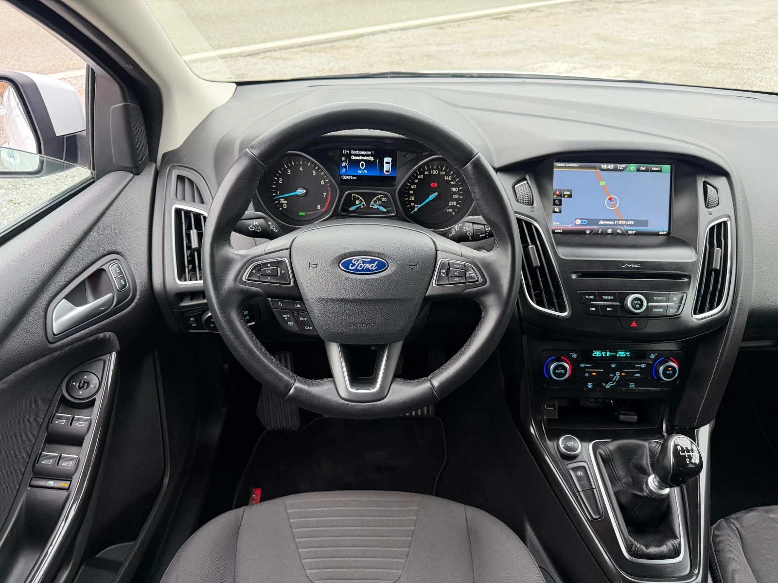 Ford Focus 1.5i Turbo 182HP TITANIUM SERVICE BOOK E6 TUV  | Mobile.bg � ����������� 11