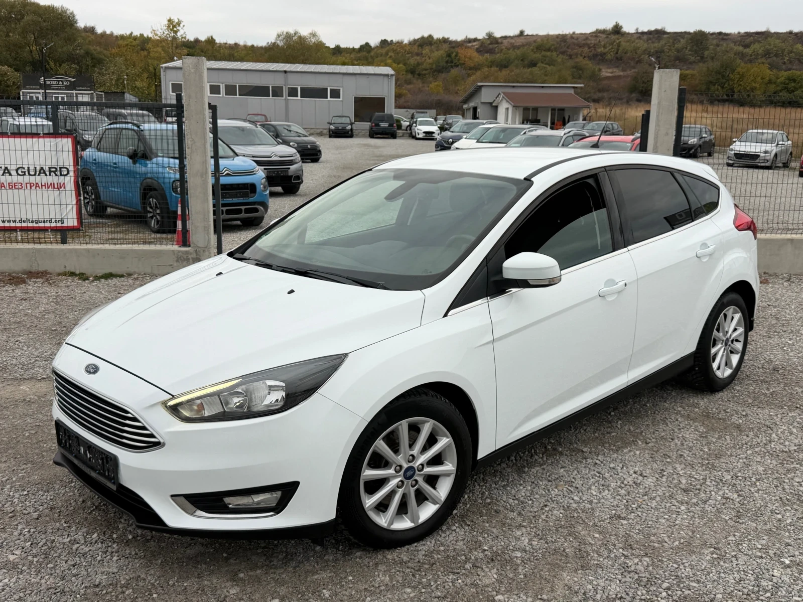 Ford Focus 1.5i Turbo 182HP TITANIUM SERVICE BOOK E6 TUV 