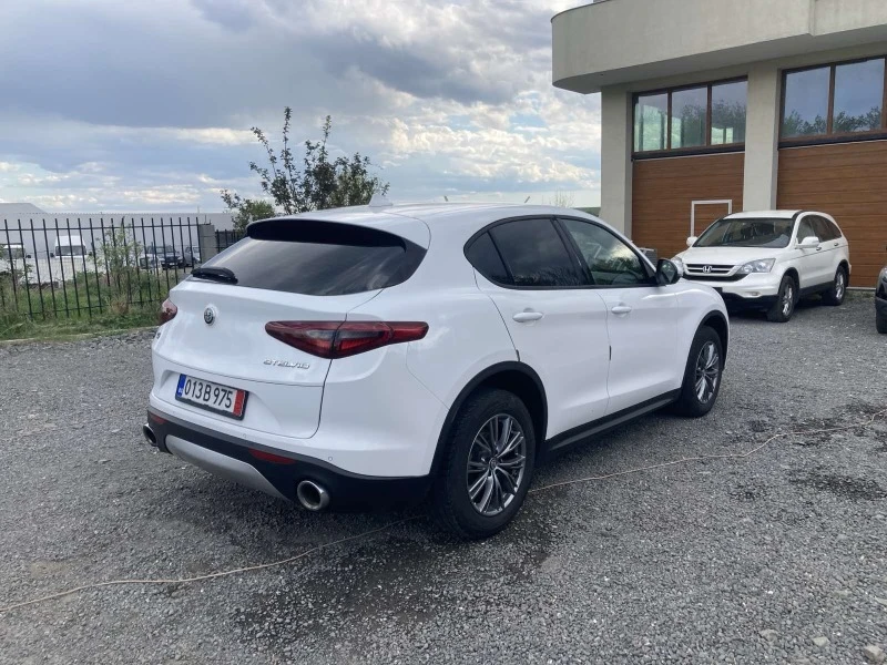 Alfa Romeo Stelvio   ТОП, снимка 4 - Автомобили и джипове - 45116530