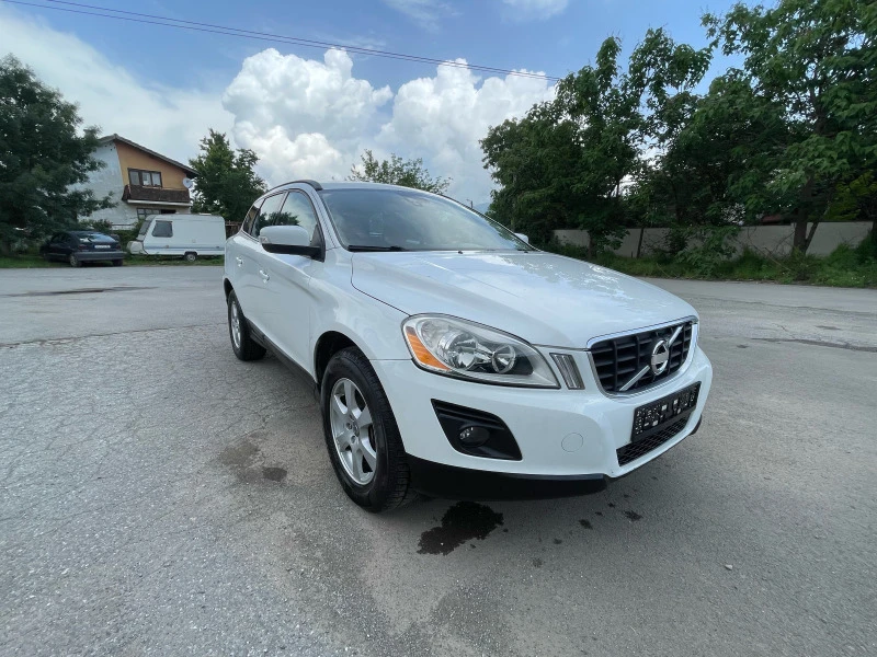 Volvo XC60 2.4 D5, снимка 2 - Автомобили и джипове - 46985789