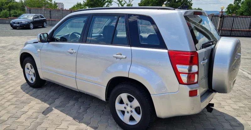 Suzuki Grand vitara 1.9DDIS 4X4, снимка 6 - Автомобили и джипове - 47084179