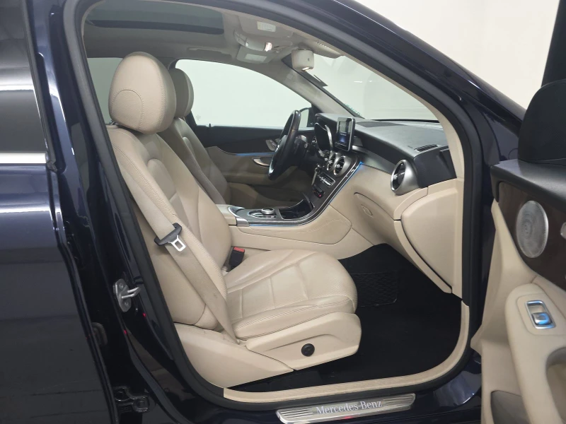 Mercedes-Benz GLC 300, снимка 8 - Автомобили и джипове - 53090291