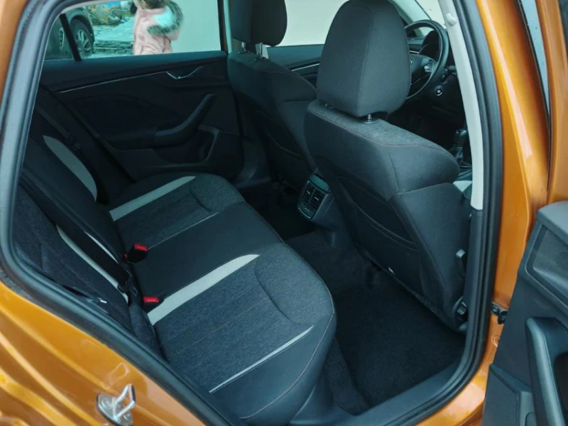 Skoda Kamiq, снимка 3 - Автомобили и джипове - 53248493