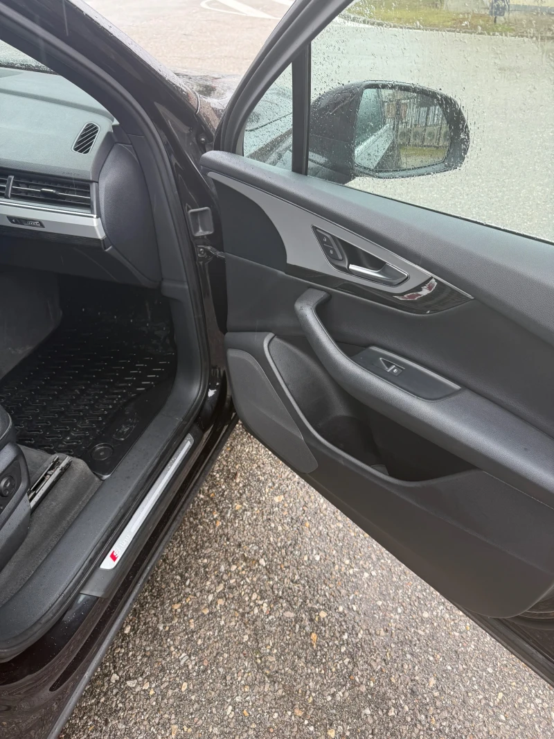 Audi Q7, снимка 15 - Автомобили и джипове - 53274008
