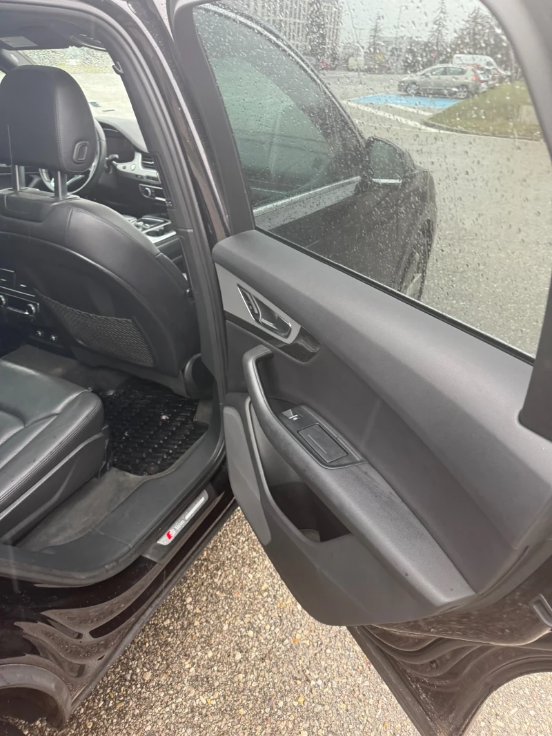 Audi Q7, снимка 12 - Автомобили и джипове - 53274008
