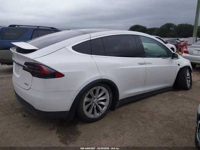Tesla Model X 100D, снимка 7 - Автомобили и джипове - 55107188