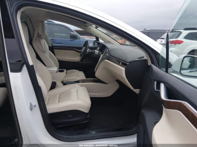Tesla Model X 100D, снимка 12 - Автомобили и джипове - 55107188