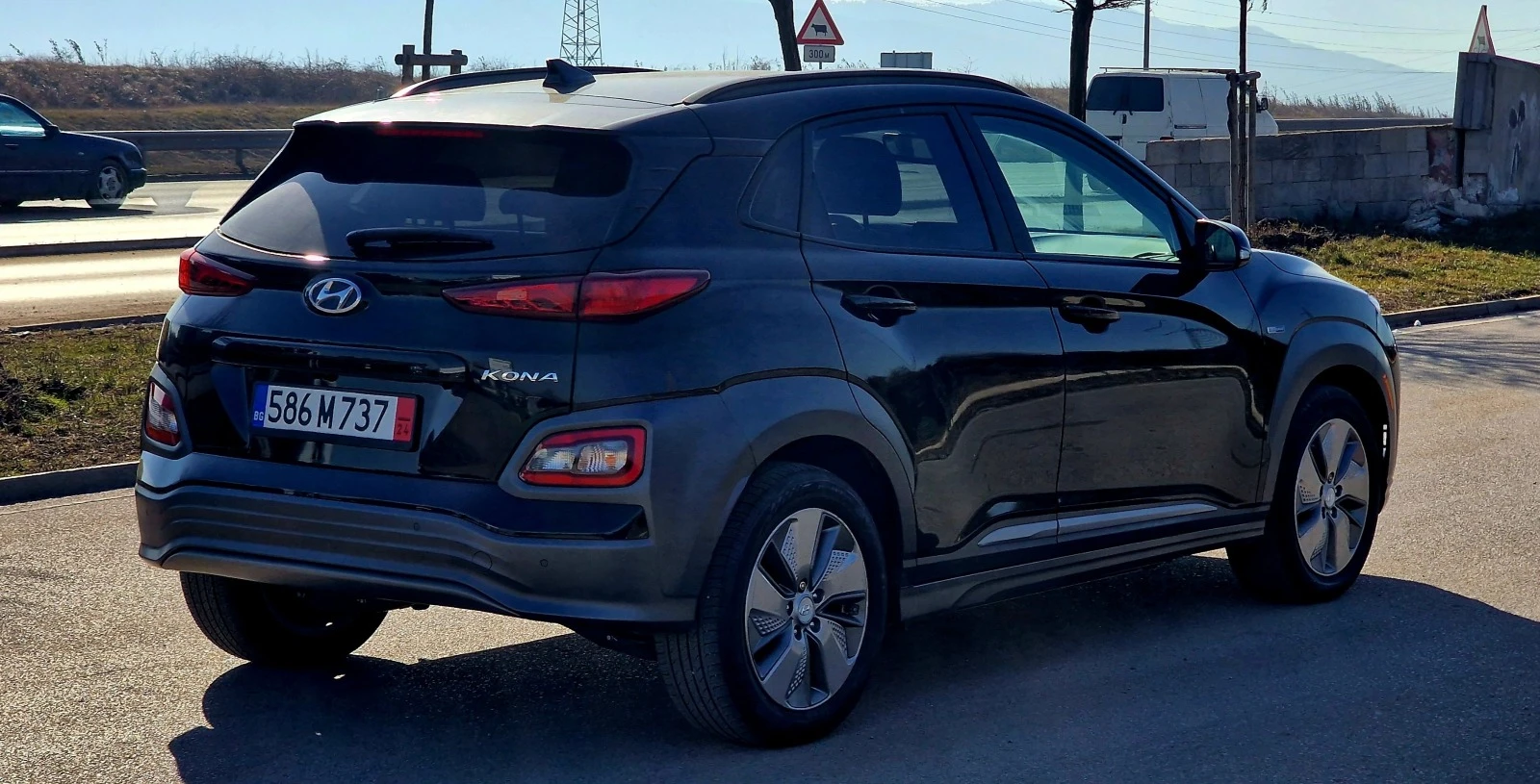 Hyundai Kona 64kWh Ultimate - изображение 6