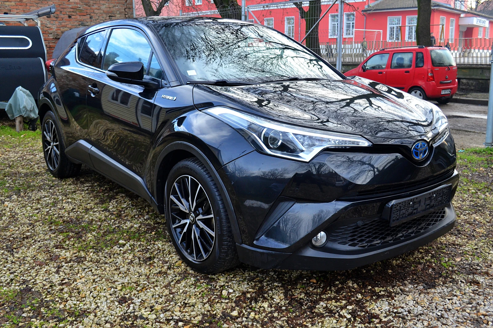 Toyota C-HR 1.8 Hybrid Lounge | Mobile.bg � ����������� 1