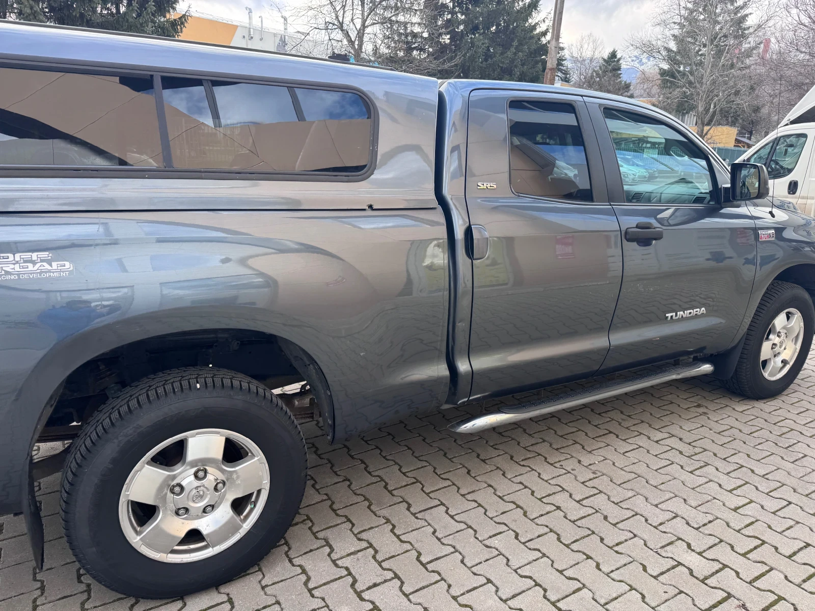 Toyota Tundra 5.7L - изображение 5