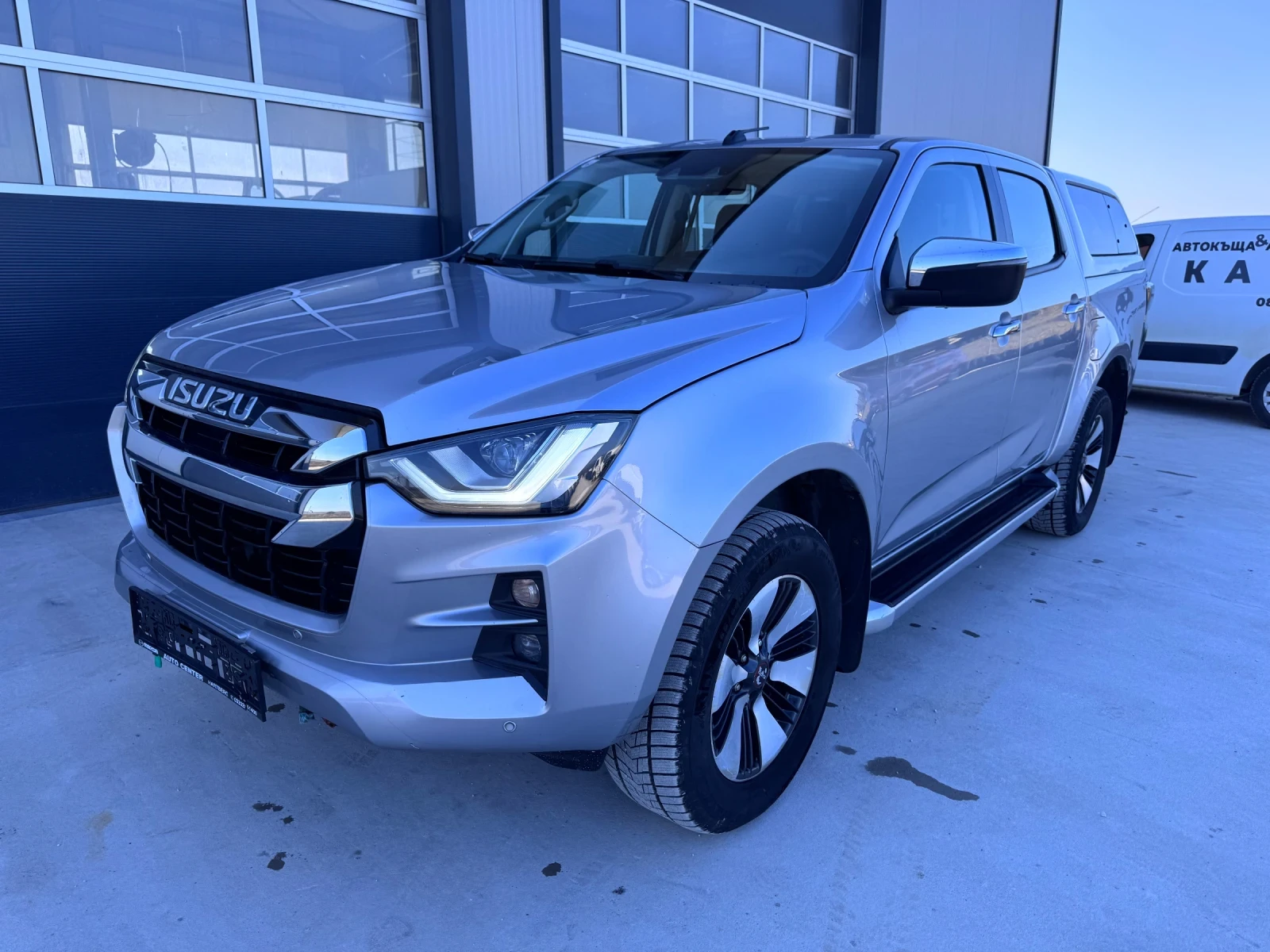 Isuzu D-max AVTOMAT EVRO 6, снимка 2 - Автомобили и джипове - 53813930