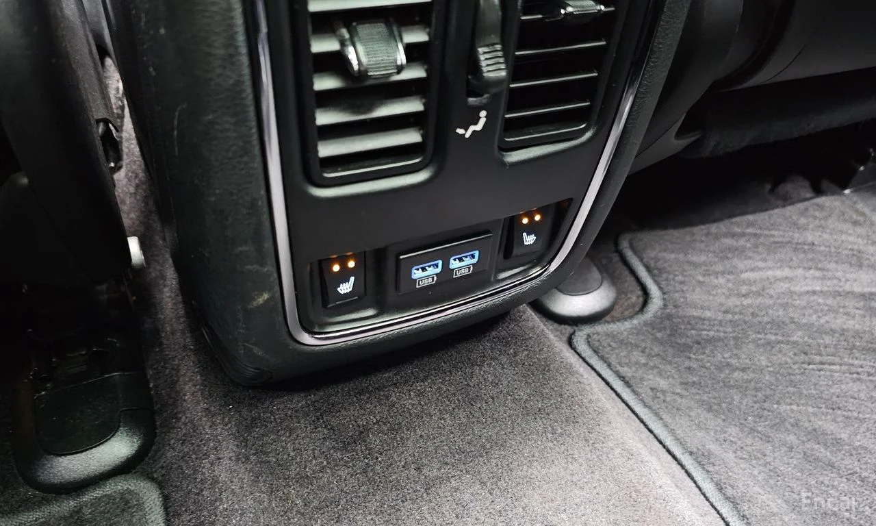 Jeep Grand cherokee 3.6* V6* 8ZF* OVERLAND* ДИСТРОНИК* ОБДУХВАНЕ* КАМЕ, снимка 15 - Автомобили и джипове - 54863312