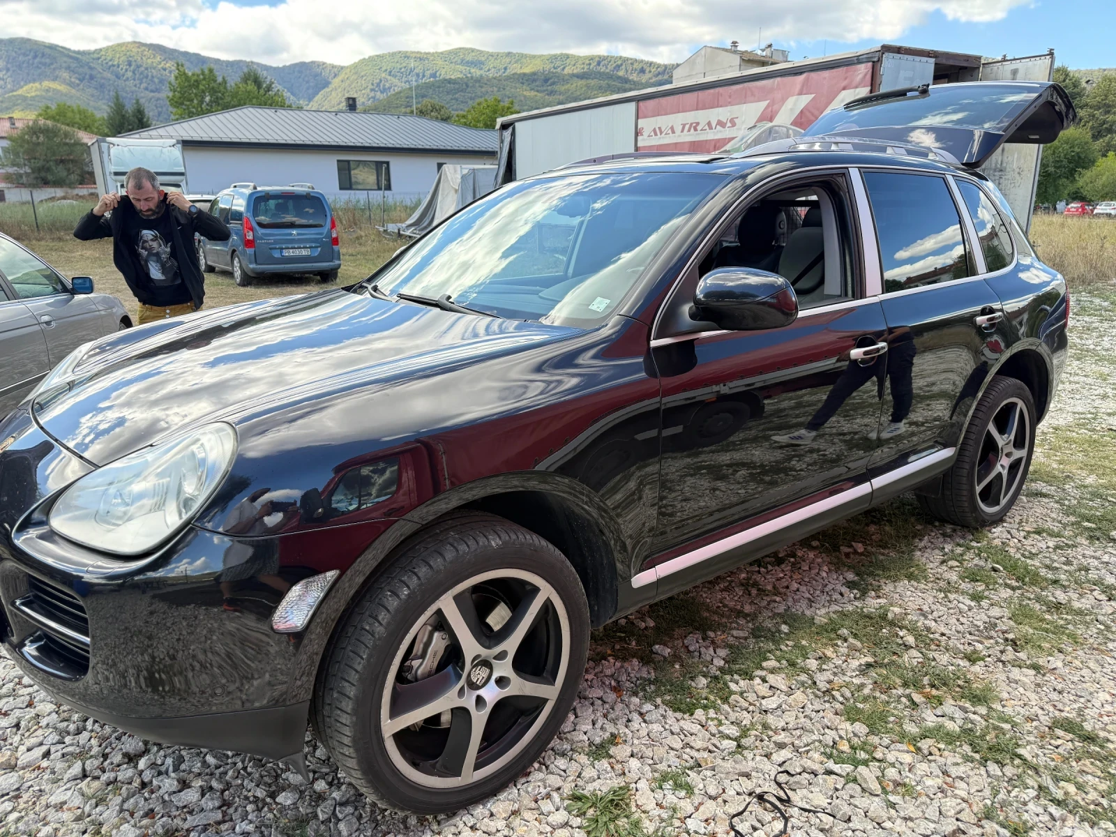 Porsche Cayenne 4.5s, снимка 2 - Автомобили и джипове - 55593870
