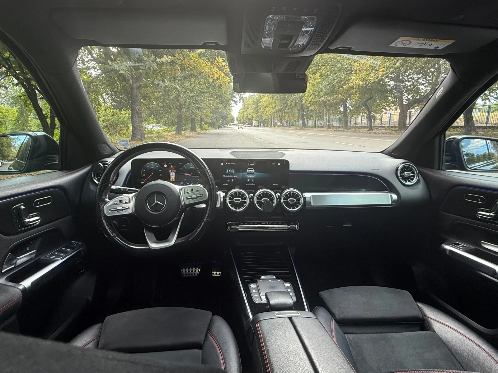 Mercedes-Benz GLB GLB-220d/4-MATIC/7-Места, снимка 8 - Автомобили и джипове - 56323932