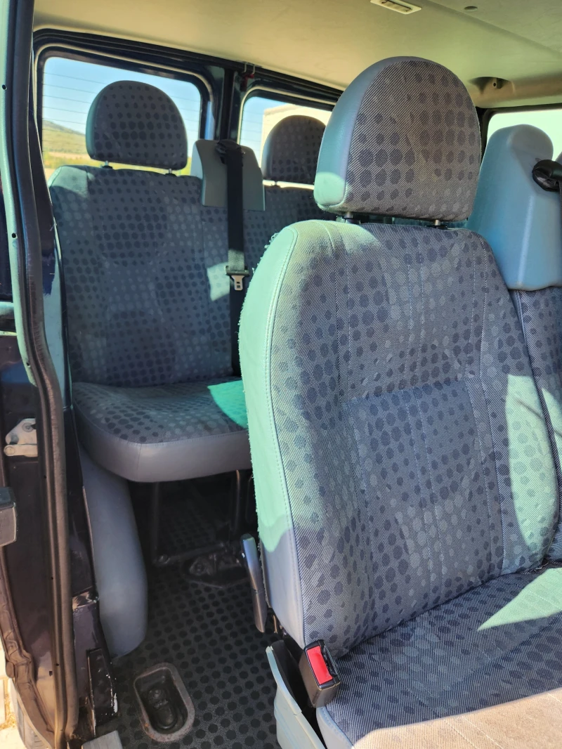 Ford Transit Пътнически, снимка 14 - Бусове и автобуси - 47212469